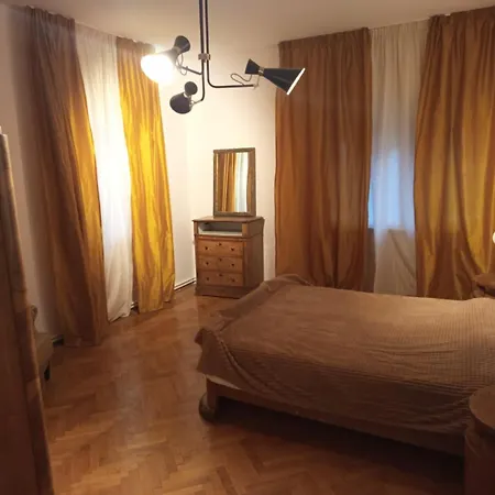 Arghezi 4 Vintage Luxury Apartment
